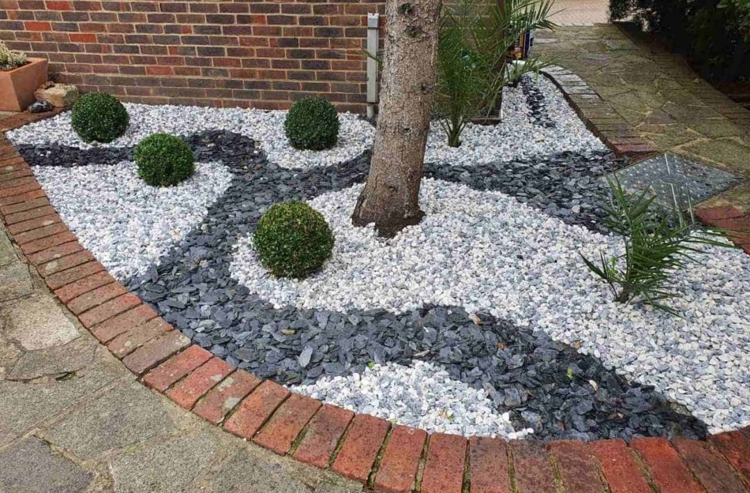 Decorative stone and gravel landscaping